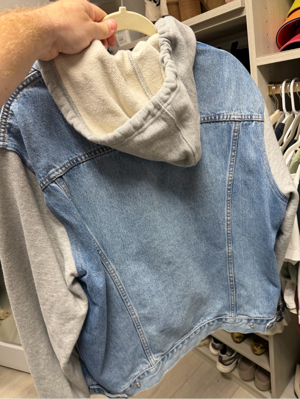 Levi's Vintage Fit Blue Denim Hooded Jacket with Gray Sleeves Men’s L - Picture 5 of 5